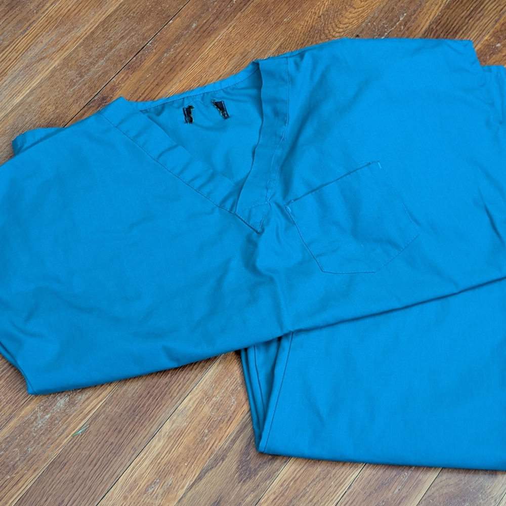 Kids Green/Teal Scrubs No Tag Size Large?